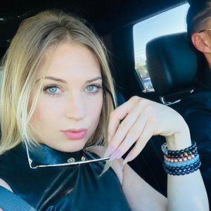 Meet your Posher, Madeline